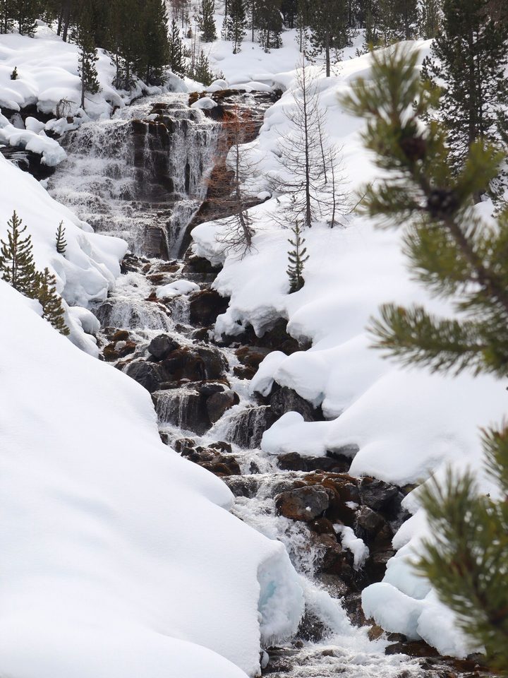 Cascade des Oules en hiver