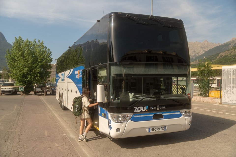 Tour entre Cerces et Ecrins (sans voiture)