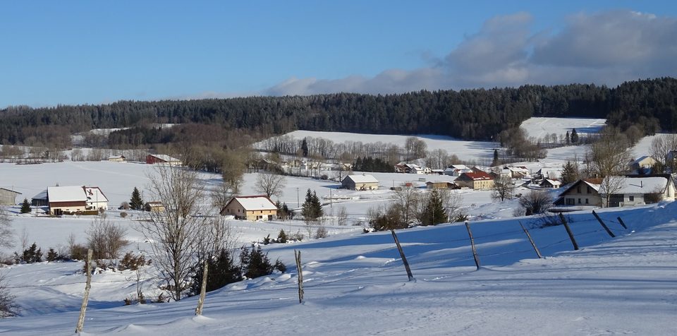 Derrière Seuillet