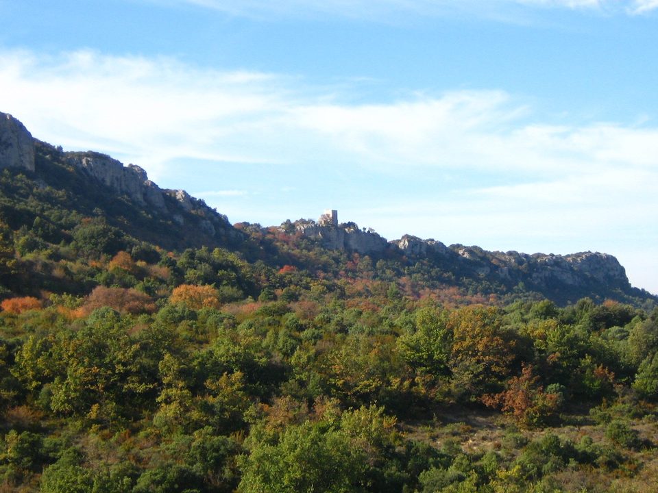 Vue sur le Castellas du Mont Bouquet