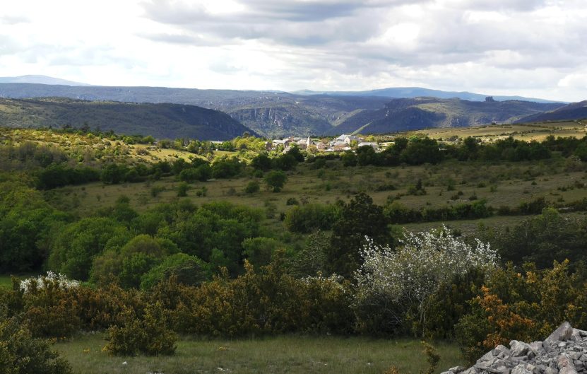 Vue sur Revens et les Gorges de la Dourbies