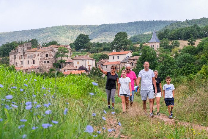 Le village de Latour et son château