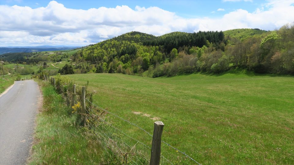 La vue sur la Licheyre et le prolongement vers Marvejols