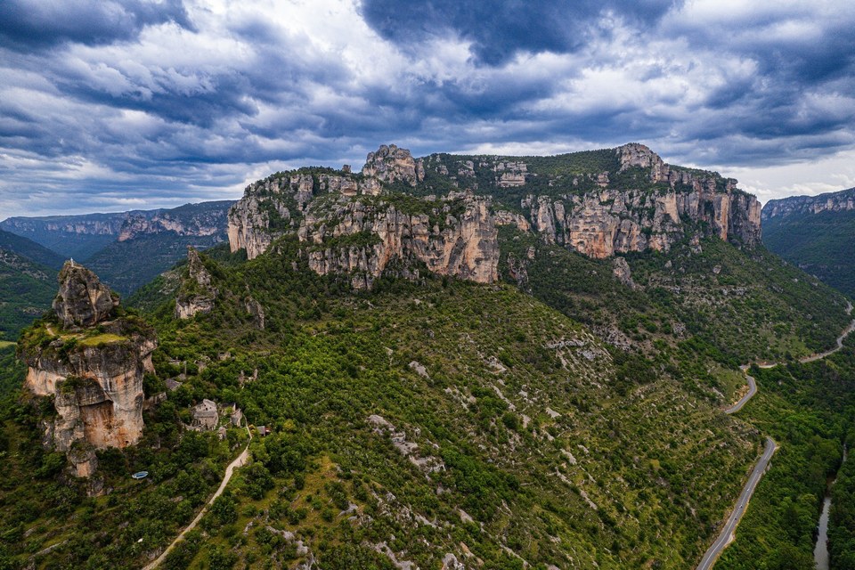 Capluc et falaises au-dessus du Rozier