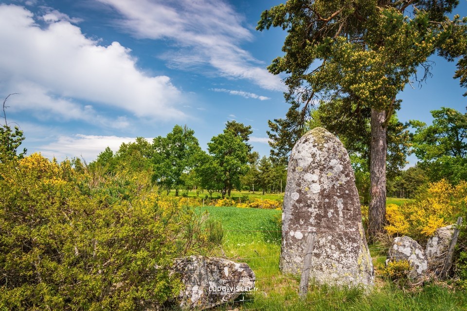 Le Menhir de Pinjo Chabre - VTT n°12