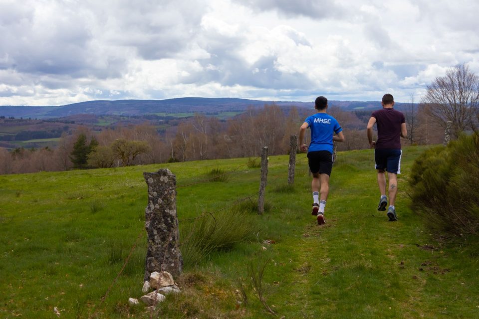 Traileurs sur l'itinéraire "Le tour du Mont Alhérac"