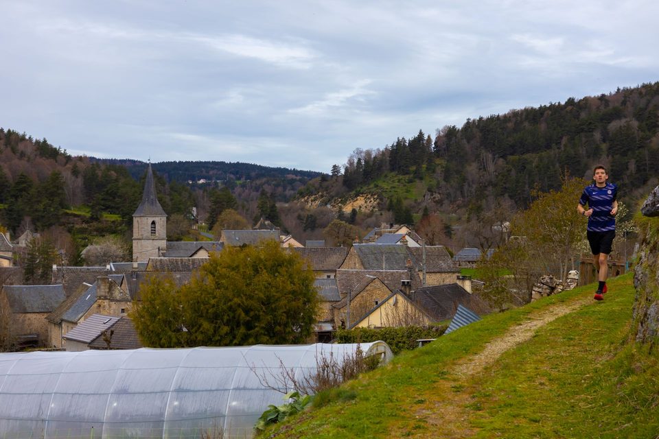 En quittant Saint-Juery
