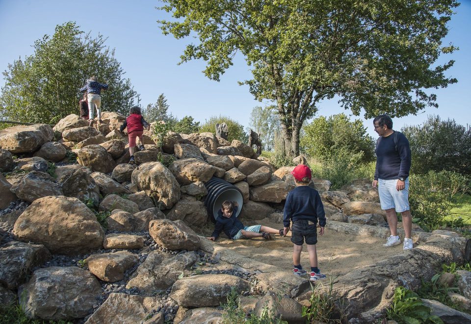 Sentier de l'imaginaire - Du Magma à la pierre " Le parcours de la Fage"