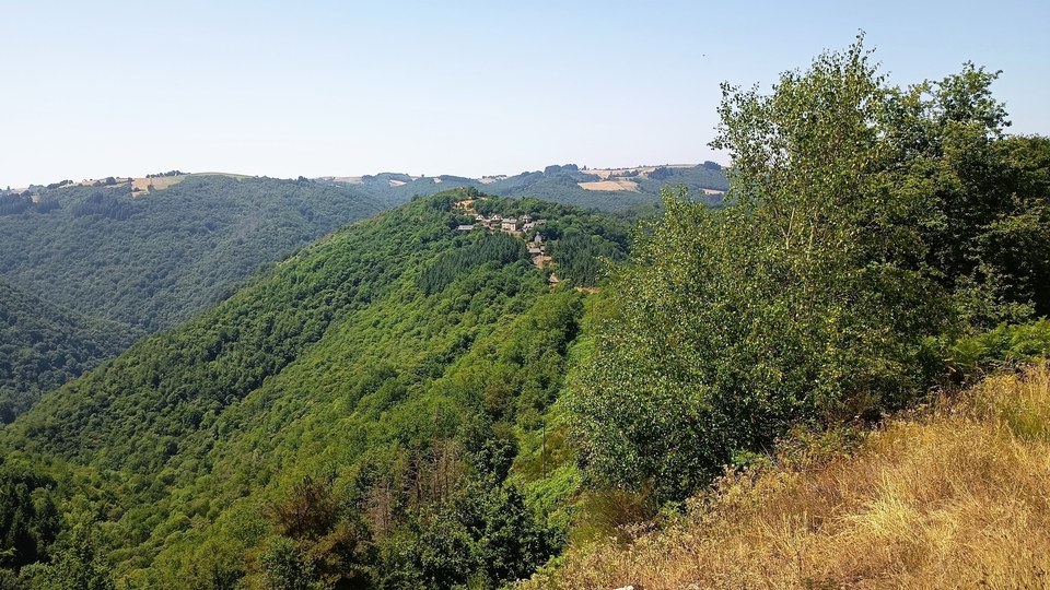 Le village de Crestes
