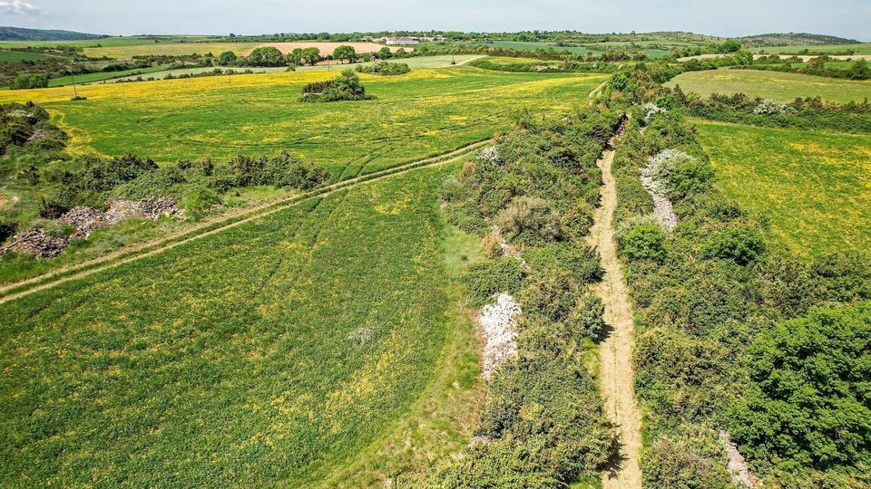 De la Sorgues au plateau d'Hermilix