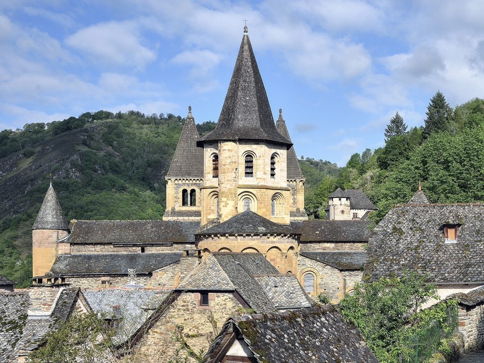 Abbatiale Sainte-Foy de Conques sur le parcours Terra Trail n°7