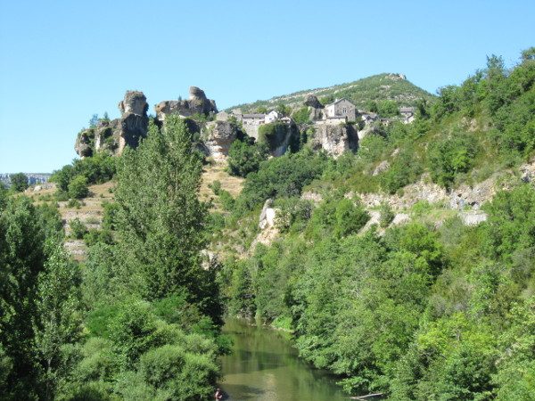 Le village perché de Cantobre