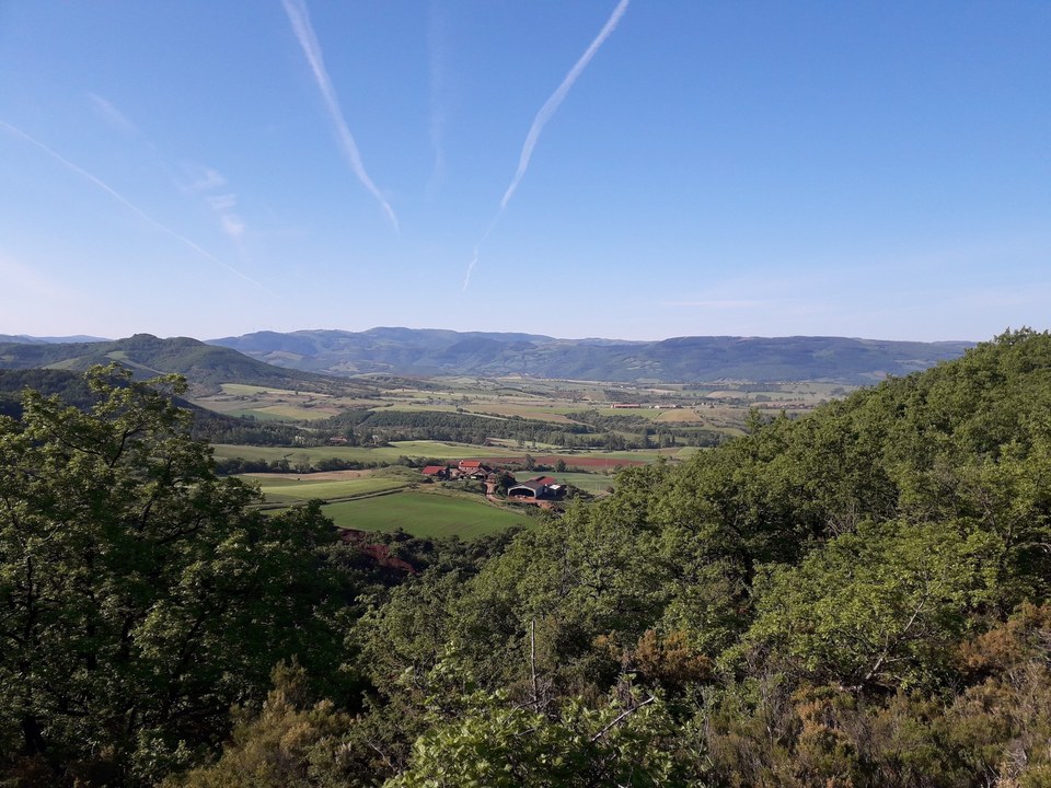 Vallée du Dourdou entre Mas Gaujou et le château de Montaigut