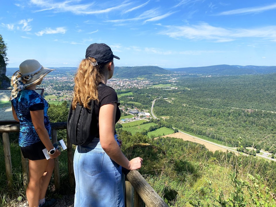 randonnee_pedestre_belvederedusrumont_pillemoine_randonneurs_ete_2024_©CNJ (19)