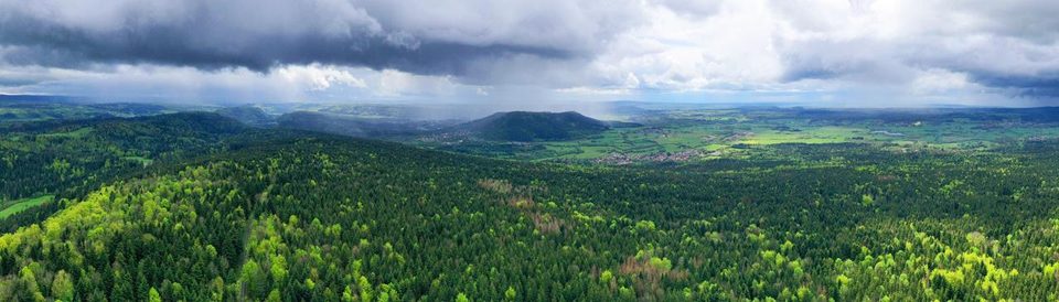 panorama_montrivel_vuedusignal_souslorage_vueaerienne_printemps_mai_2021_©davidbottin