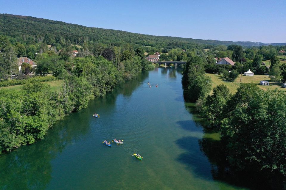 kayak_riviere_ain_pontdunavoy_vueaerienne_ete_juillet_2022_©davidbottin retouchée