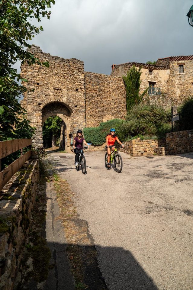 À deux roues, vers l’horizon