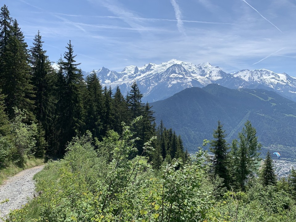 Chalets de Varan par le plateau d'Assy