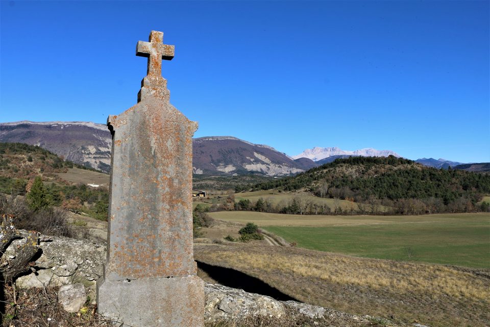 Thuoux