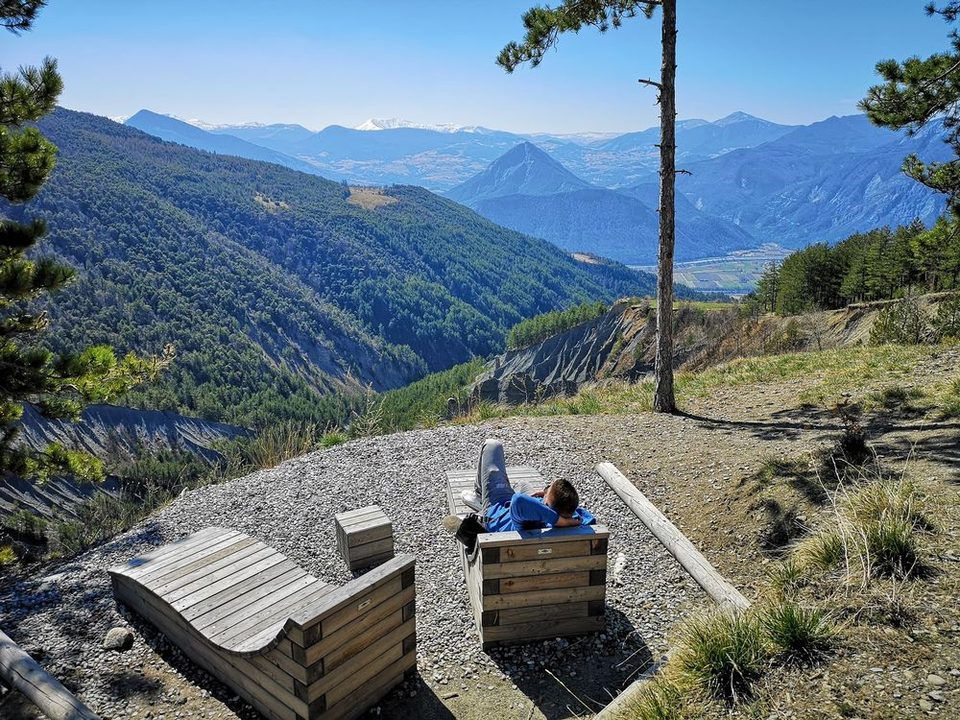 Les Terrasses des Demoiselles Coiffées