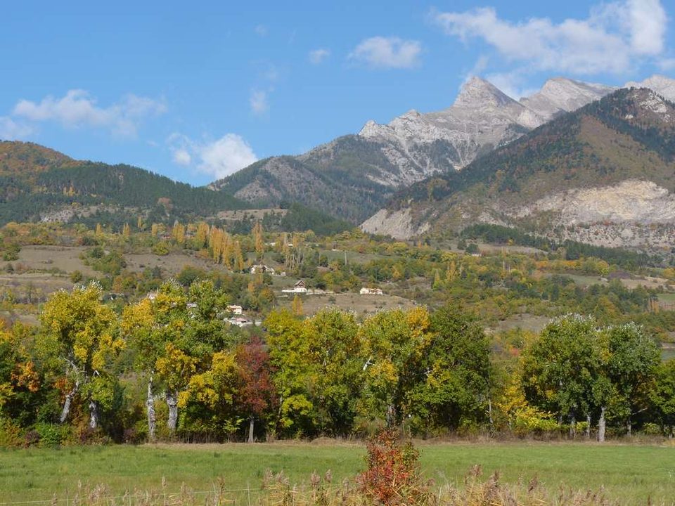 Forêt du Sapet, La Bâtie-Neuve