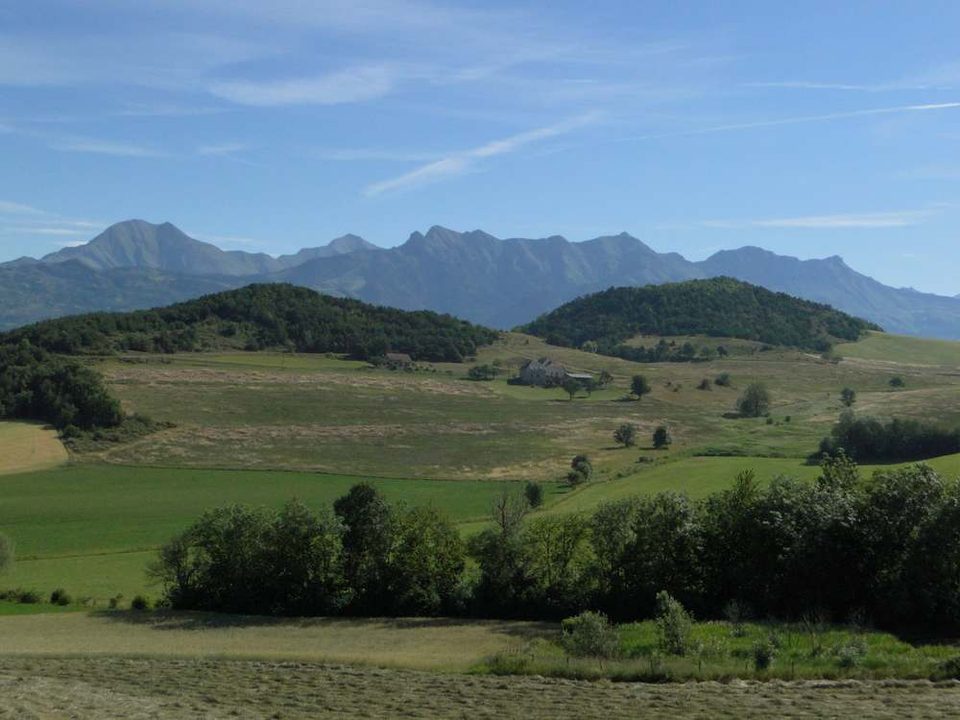 Le Piolit en arrière plan