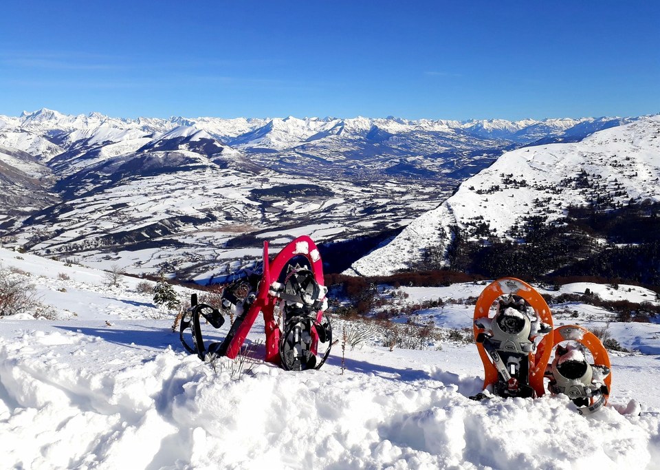 Raquettes : La Station de Layes