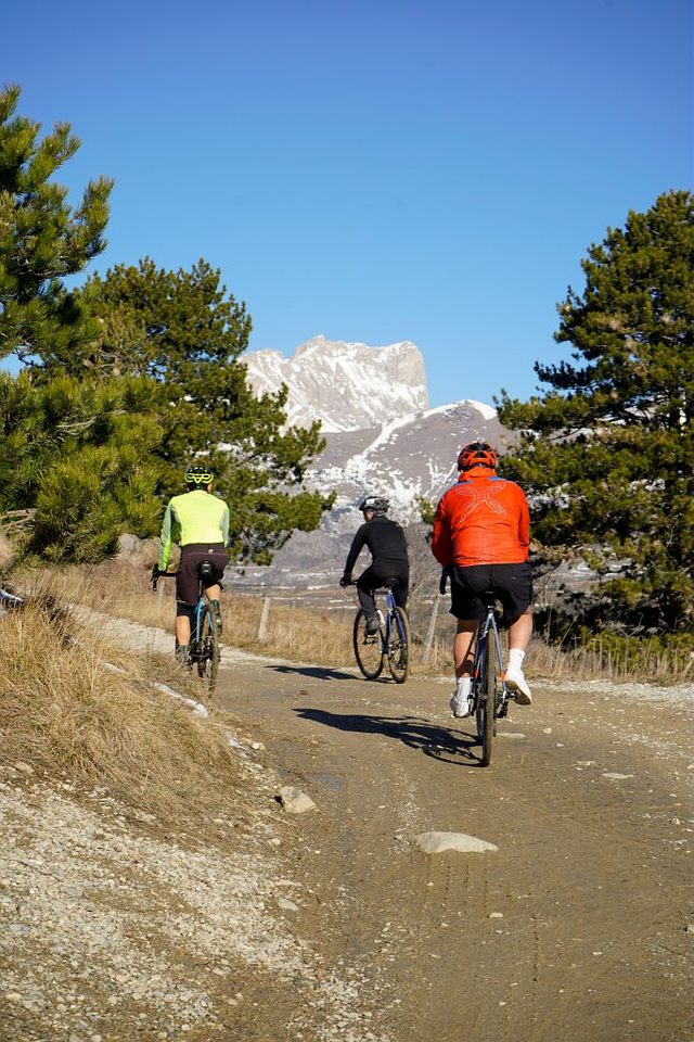 De Céüse à la Durance, les 3 cols (Gravel Noir)