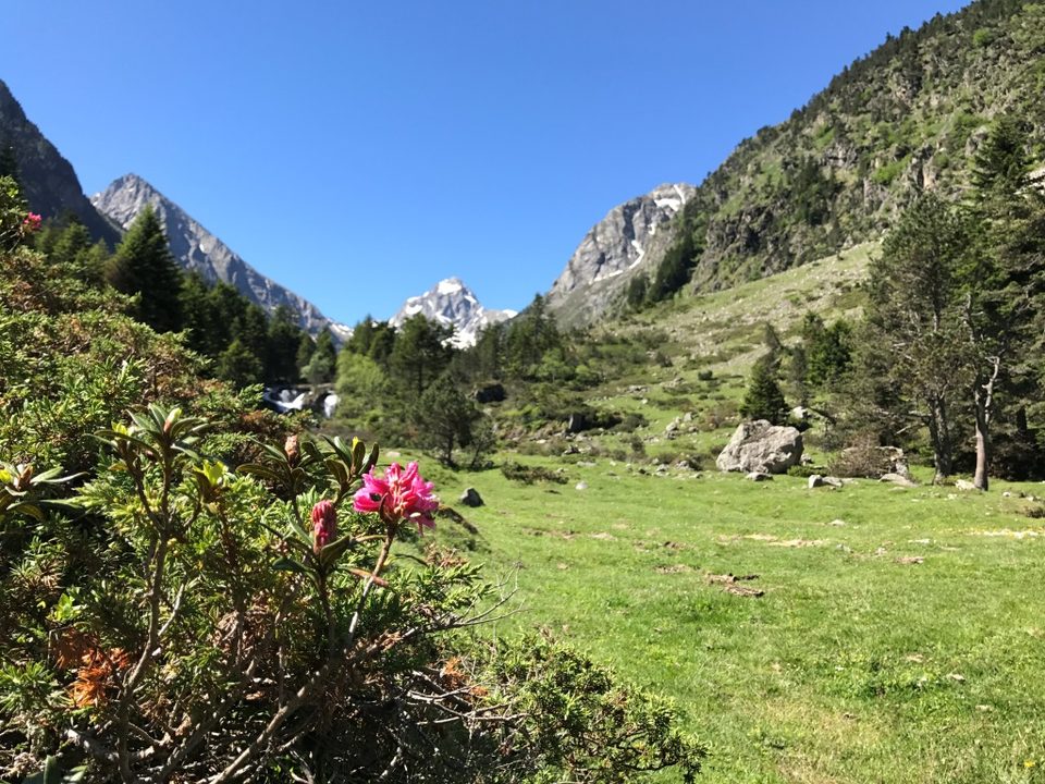 Lac et refuge d'Estom