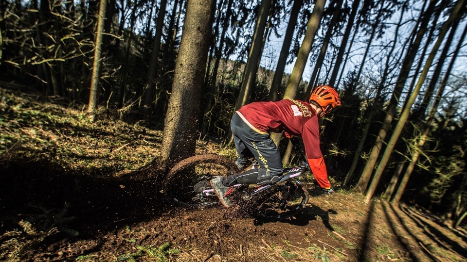Enduro n°103 - Le plongeon des Aigles