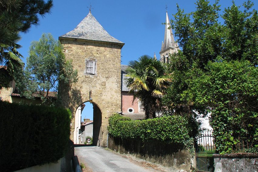 Tour porte de Galan