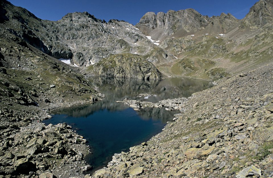 00002172 - Lac de Pouey Laun (c) E.Farand - Parc national des Pyrénées