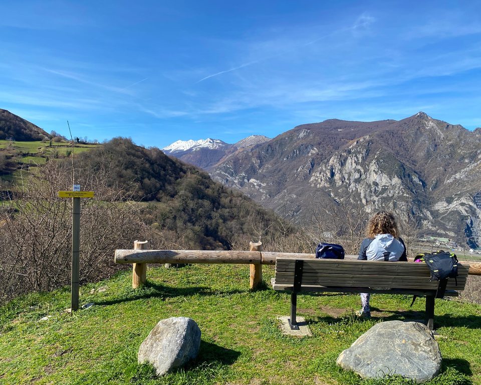 Pause pique-nique avec vue à la croix de Lias