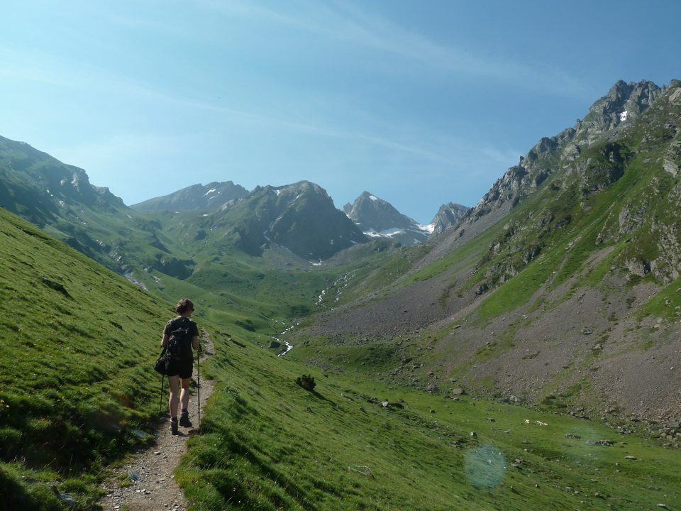 Montée sur le GR en direction du lac