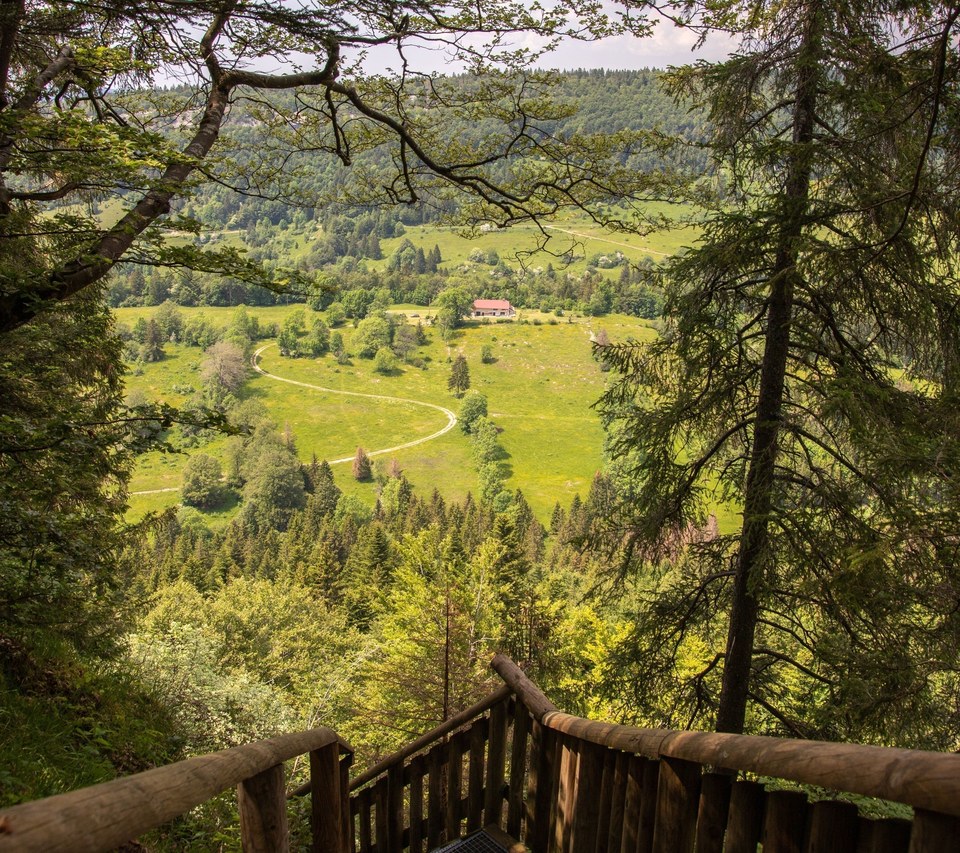 Tresberruy - Grotte du Célary