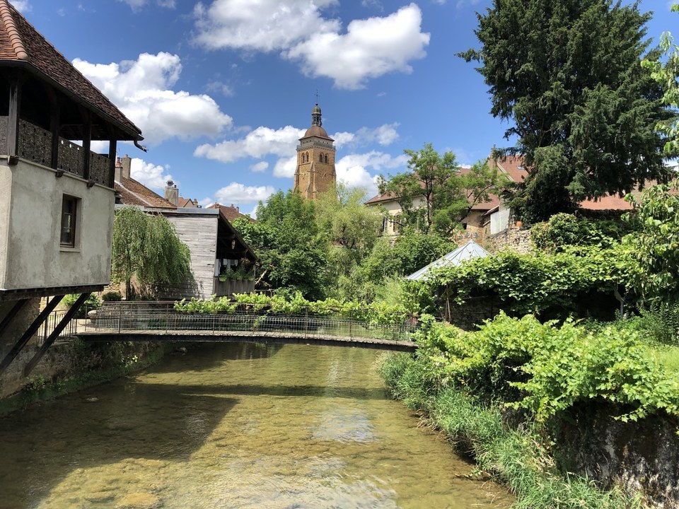 Cuisance et Eglise Saint Just à Arbois