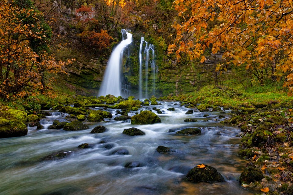 Cascades du Flumen en automne