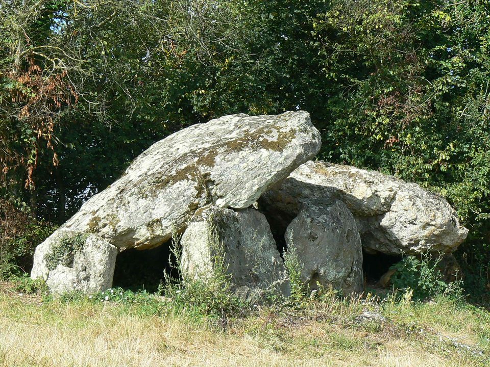 thizay dolmen