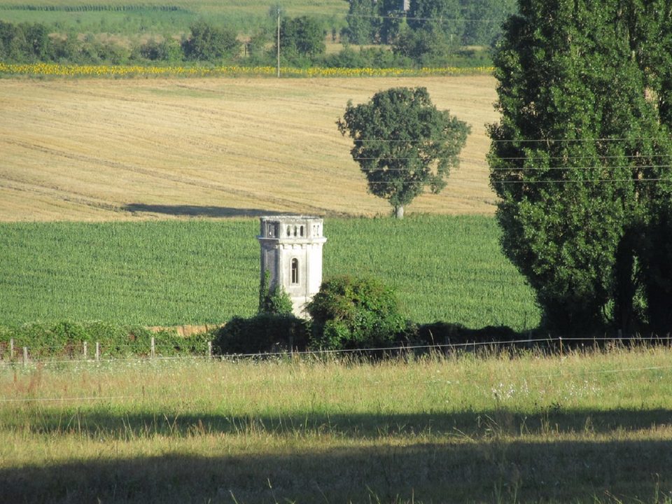 Circuit de randonnée : Entre Blou et Neuillé