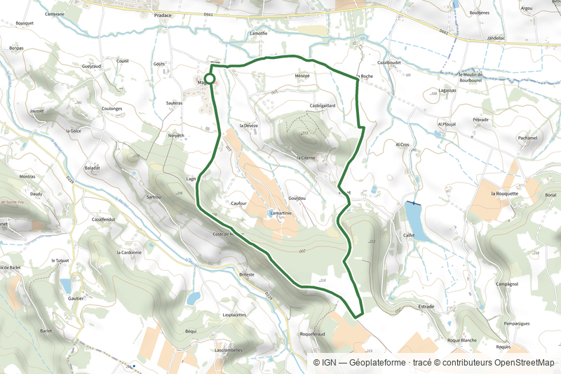 Magnac, balade autour du Pech de la Citerne - 7km