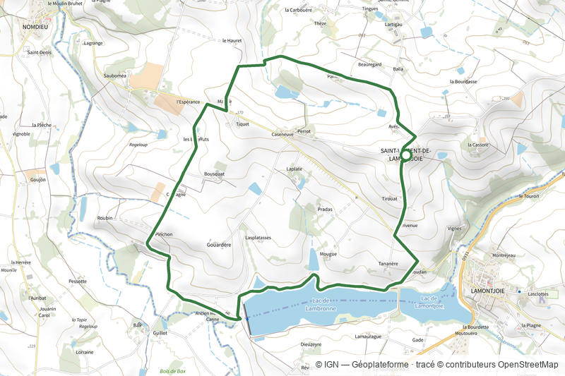 Saint-Vincent-de-Lamontjoie, balade vers le lac de Lambronne variante 8 km
