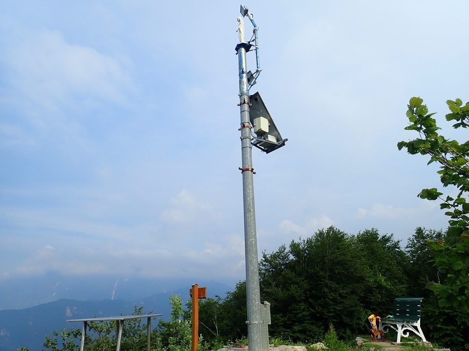 Madonna della Luce e la grande panchina