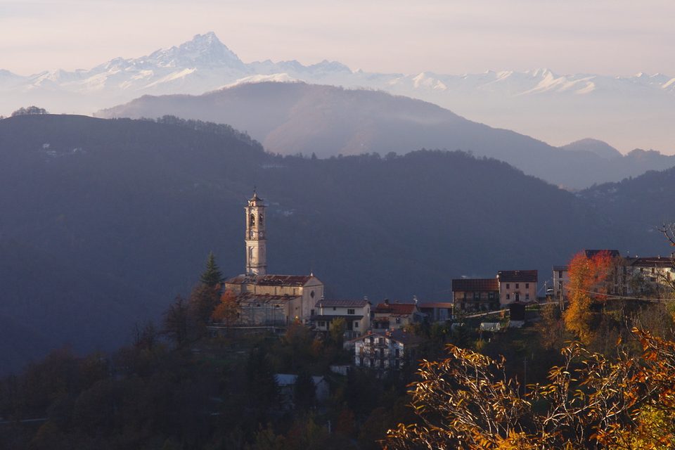 Il Monte Alpet e il Rifugio Navonera
