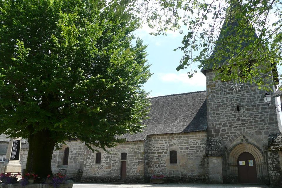 Du château de Beyssac aux Gorges du Gamonze