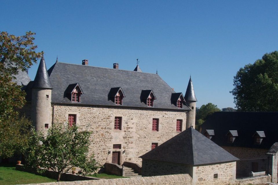 Les Châteaux