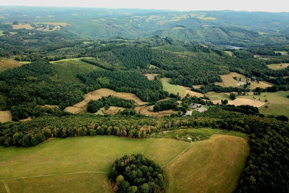 Puy du Mas - Le Puy de la Nouaille- Treignac © G.Foujanet - Office de Tourisme terres de corrèze_1