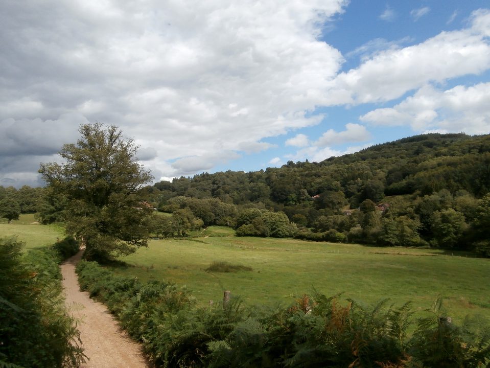 Vue sur le hameau "Chez Tavire"