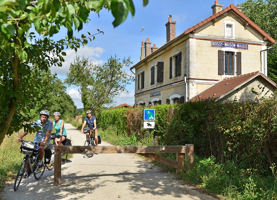 Autour de la Véloscénie - Dites-le avec des fleurs à Boissy Maugis
