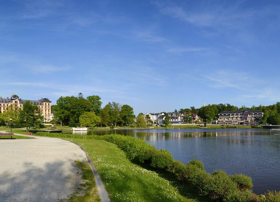 Vue sur le lac, Bagnoles de l'Orne Normandie