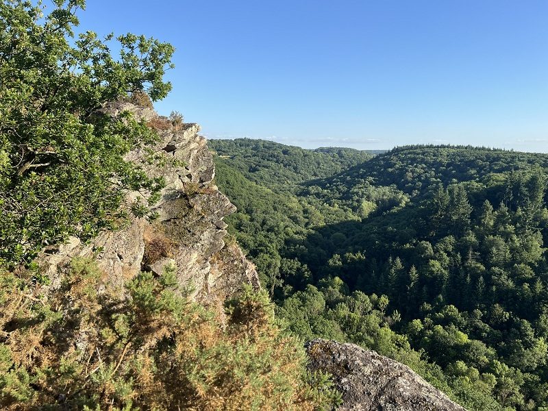 19 Sur le tracé des méandres - Suisse Normande Trail
